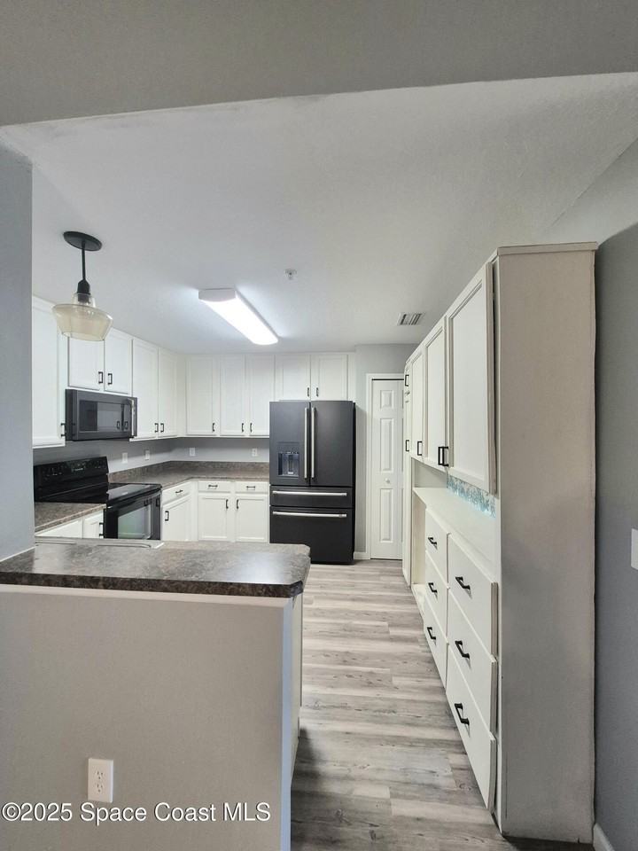 4097 Meander Pl Unit 208 #208 - Photo 3 of 15