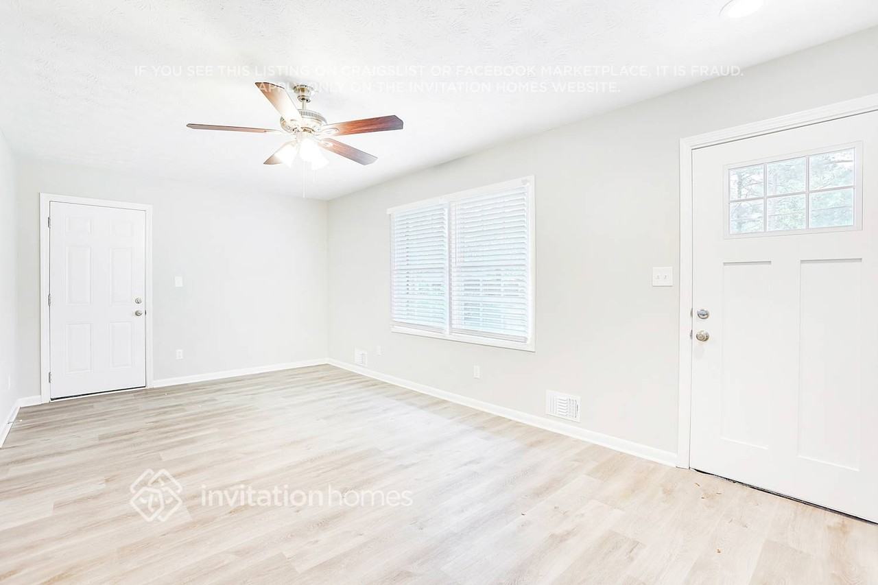 6625 Hidden Brook Trl - Photo 5 of 23