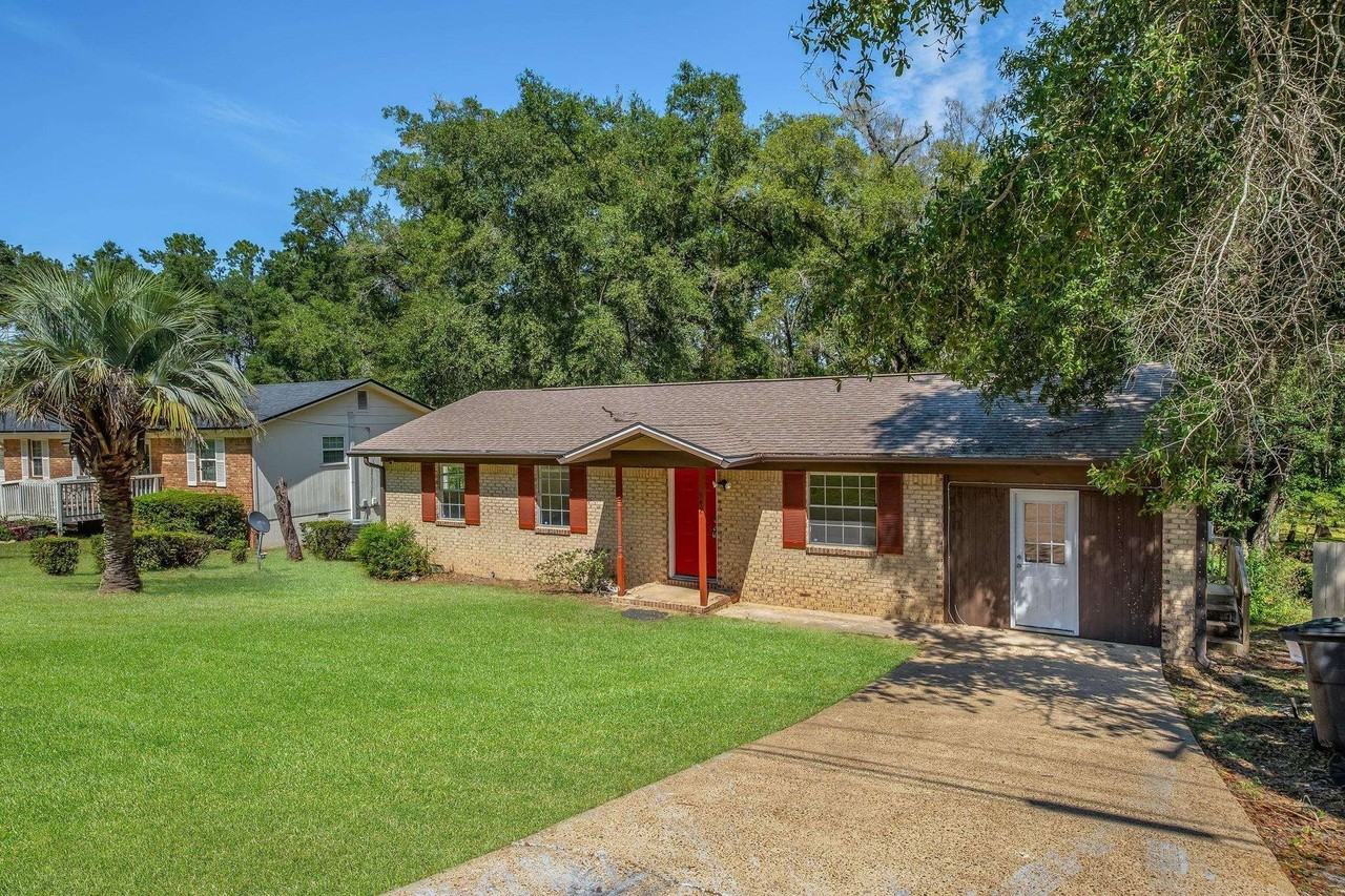 3421 Sunnyside Dr - Photo 3 of 44