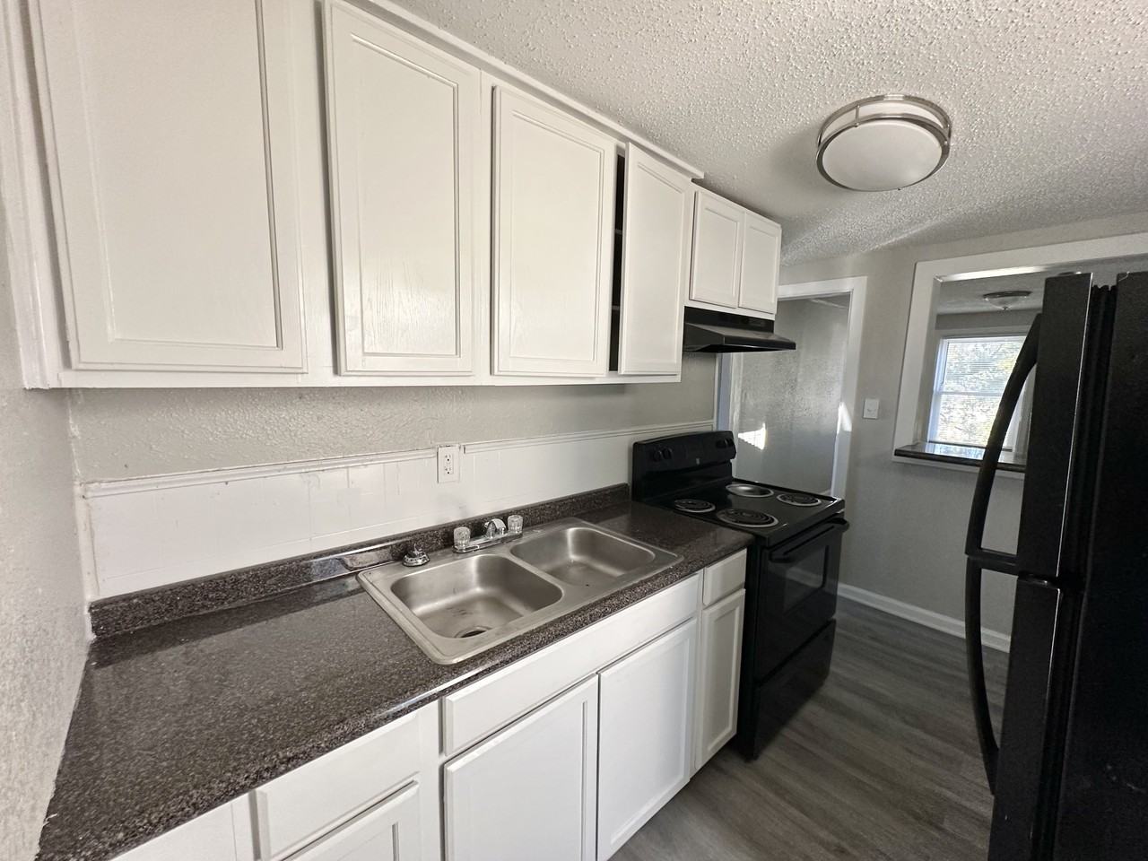 3944 40th St N #2 - Photo 4 of 8