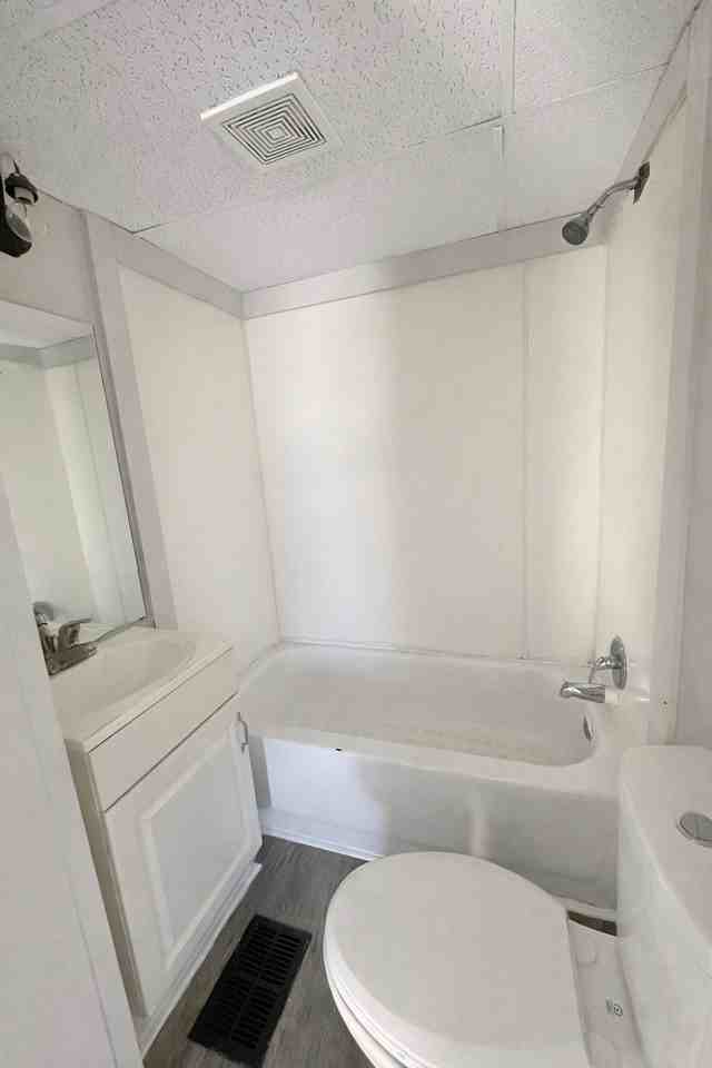 3944 40th St N #1 - Photo 3 of 7