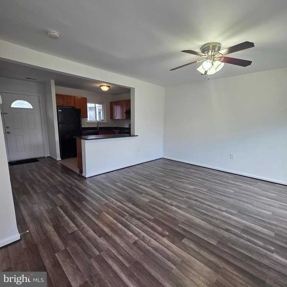 3096 Heathcote Rd - Photo 4 of 13