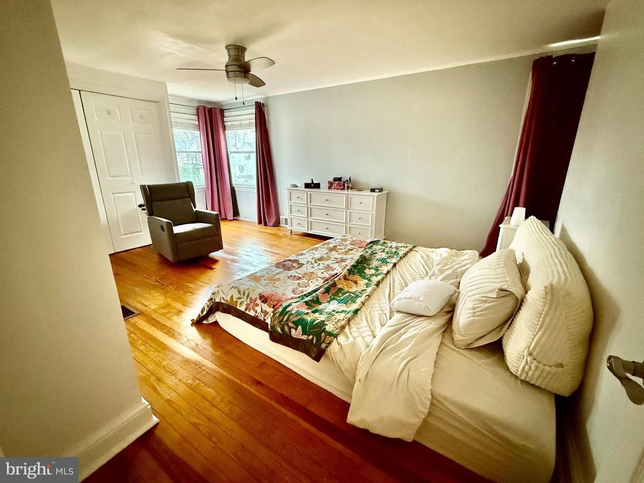 4427 Terrace Ave - Photo 7 of 10