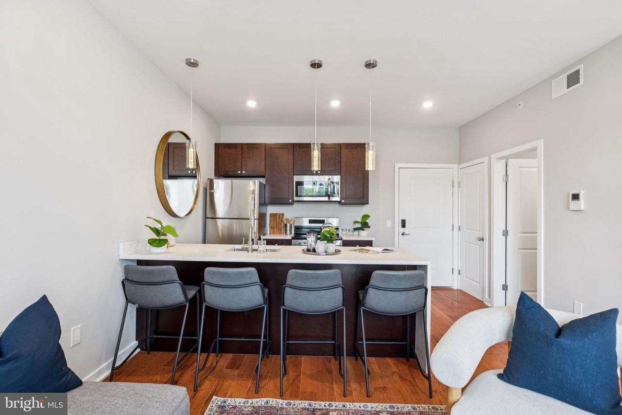 203 Haverford Ave Unit 301 #301