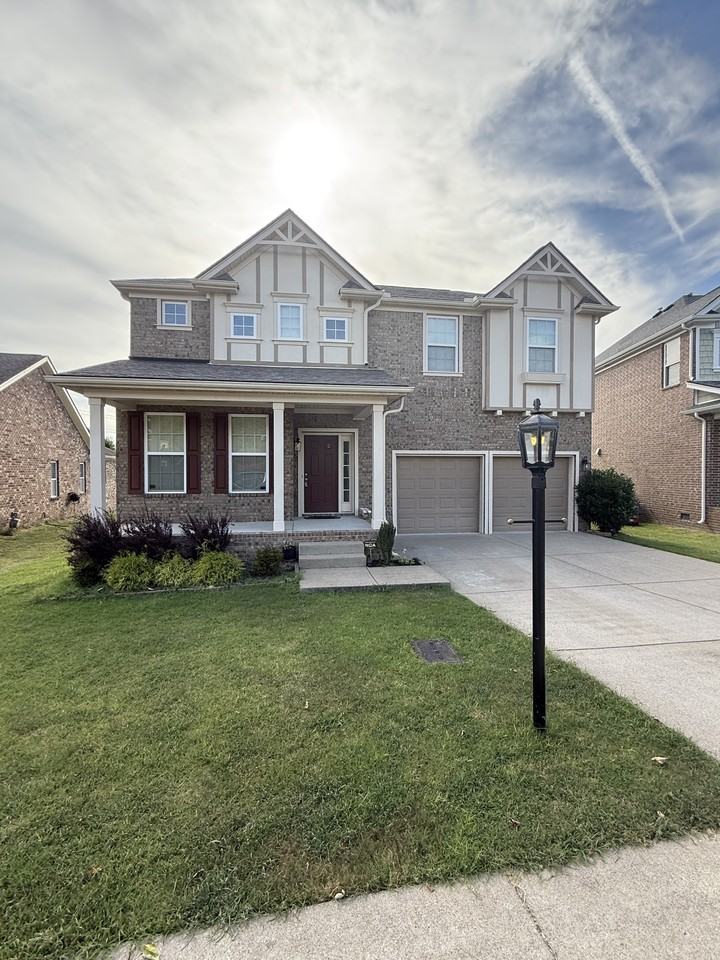 1629 Robindale Dr #1 - Photo 3 of 12