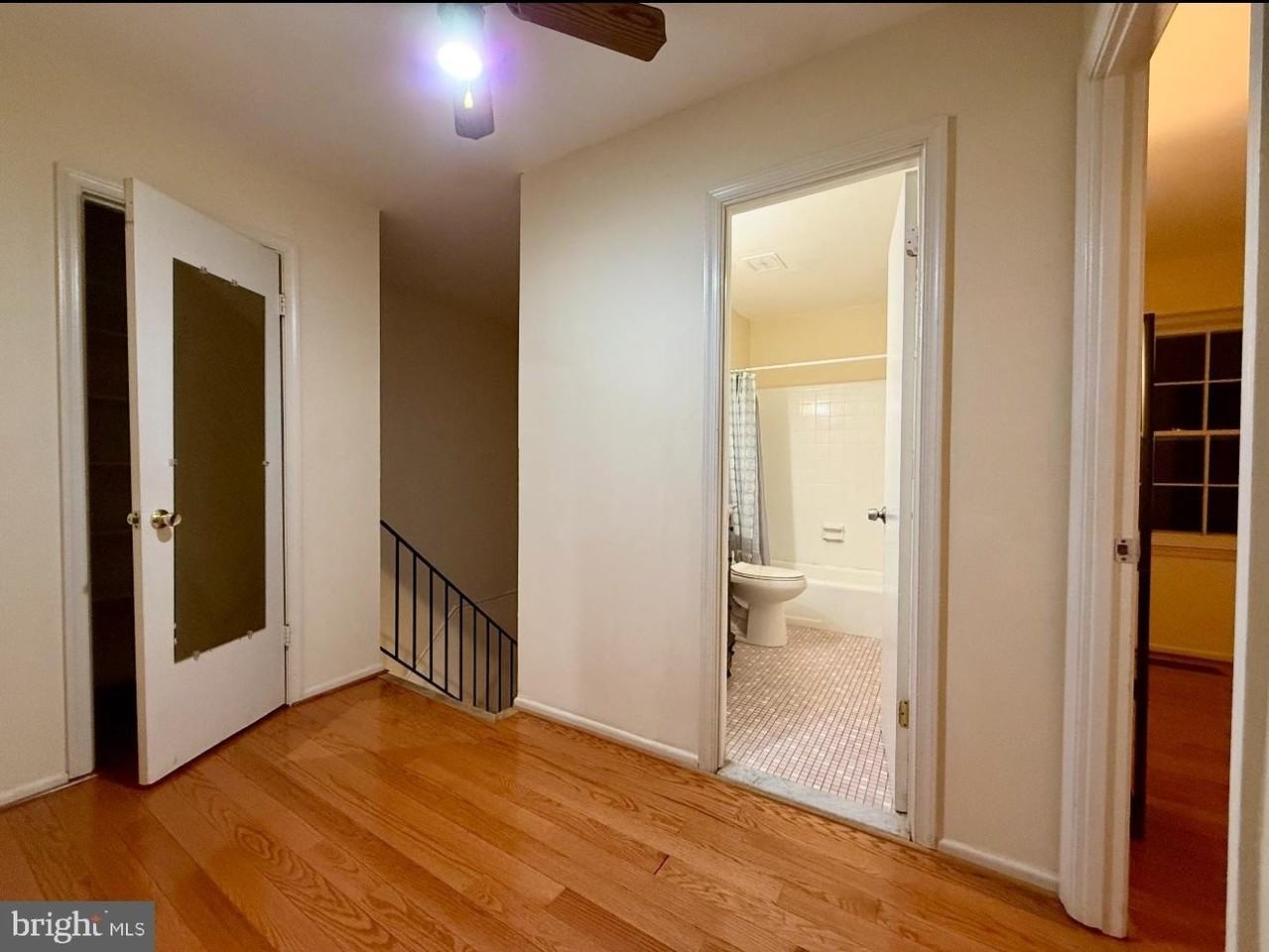 9531 Burdett Rd - Photo 4 of 11