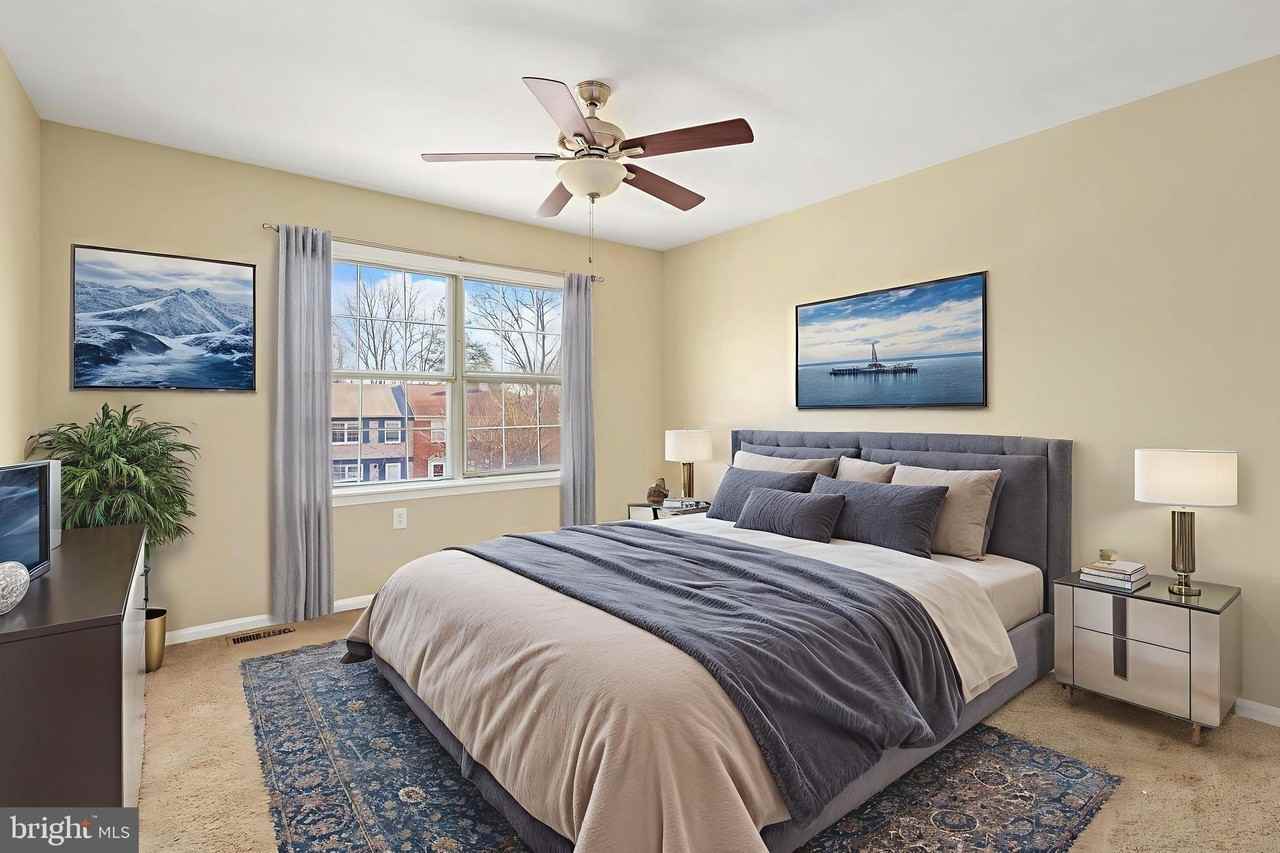 15256 Waterwheel Ter - Photo 2 of 40