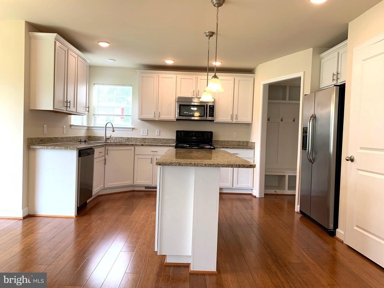 6922 Lunette Ln - Photo 5 of 16