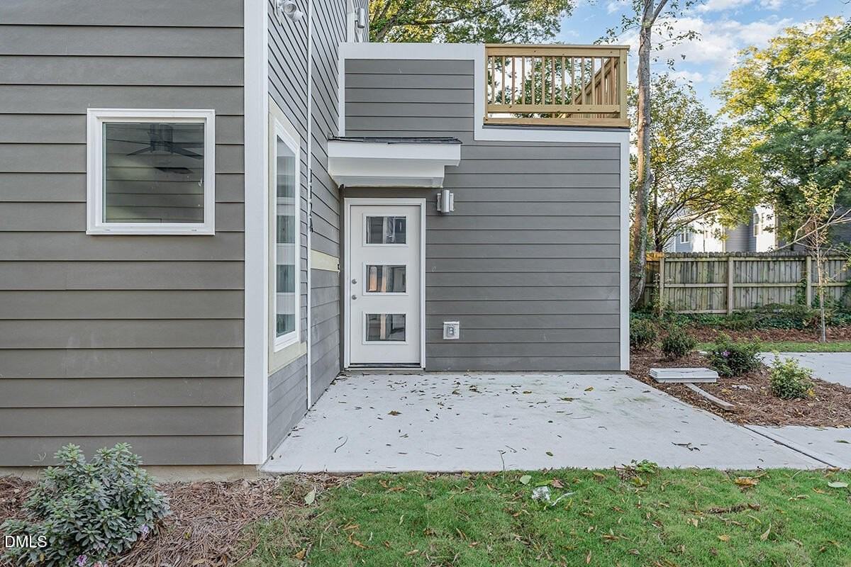 112 N Guthrie Ave Apt A #A - Photo 3 of 23