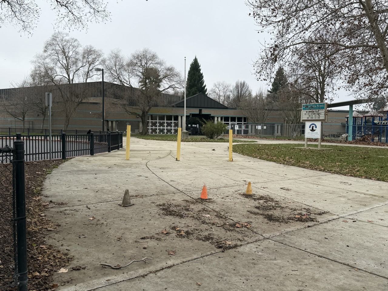 2680 Millcreek Dr - Photo 4 of 4