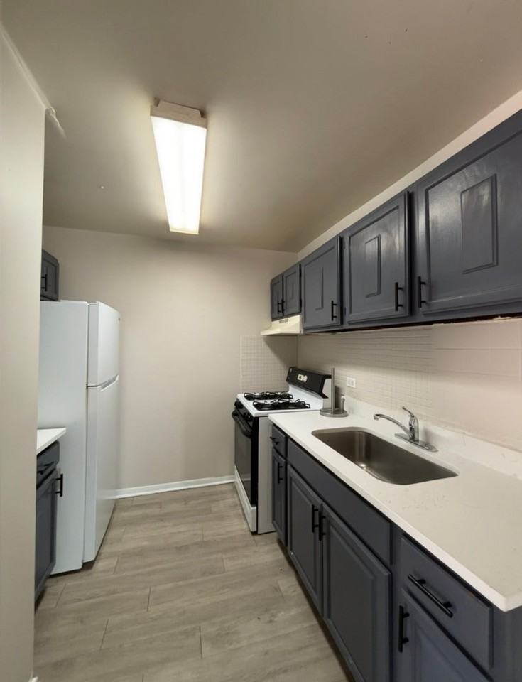 3068 Bernice Ave - Photo 3 of 8