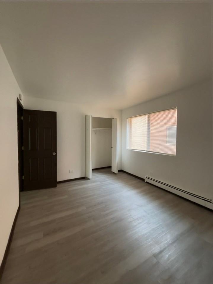 3060 Bernice Ave - Photo 4 of 8