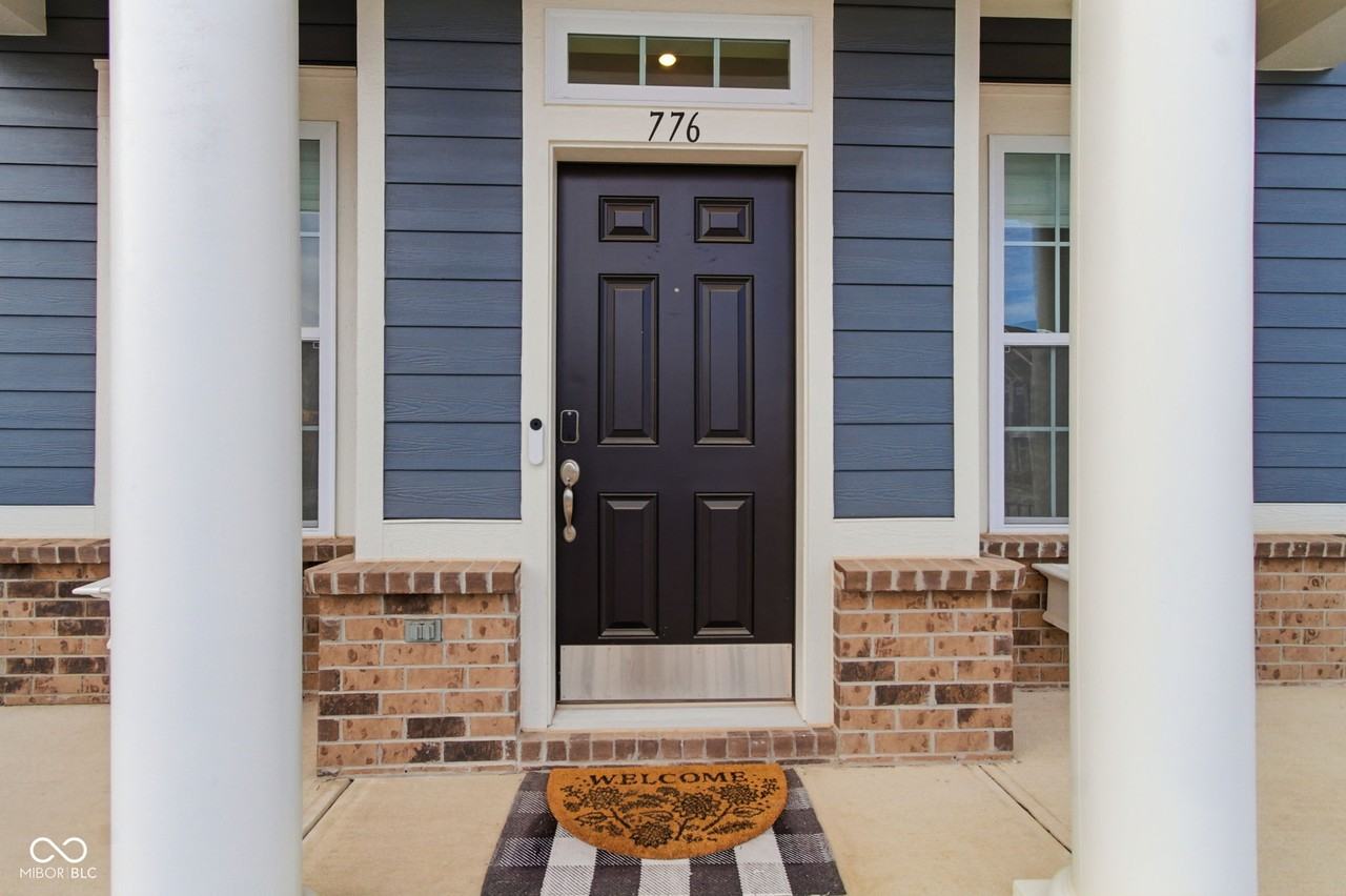 776 Templeton Dr - Photo 3 of 37