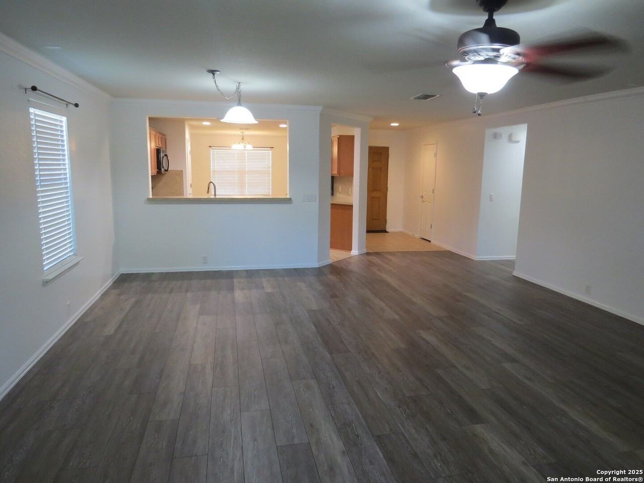 1353 Tractor Pass - Photo 4 of 33