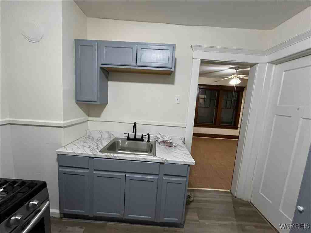 168 Rodney Ave - Photo 7 of 20