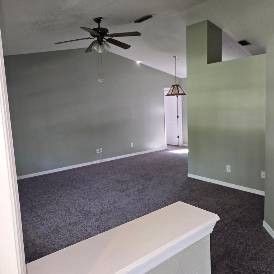 7747 Greenboro Dr - Photo 7 of 27