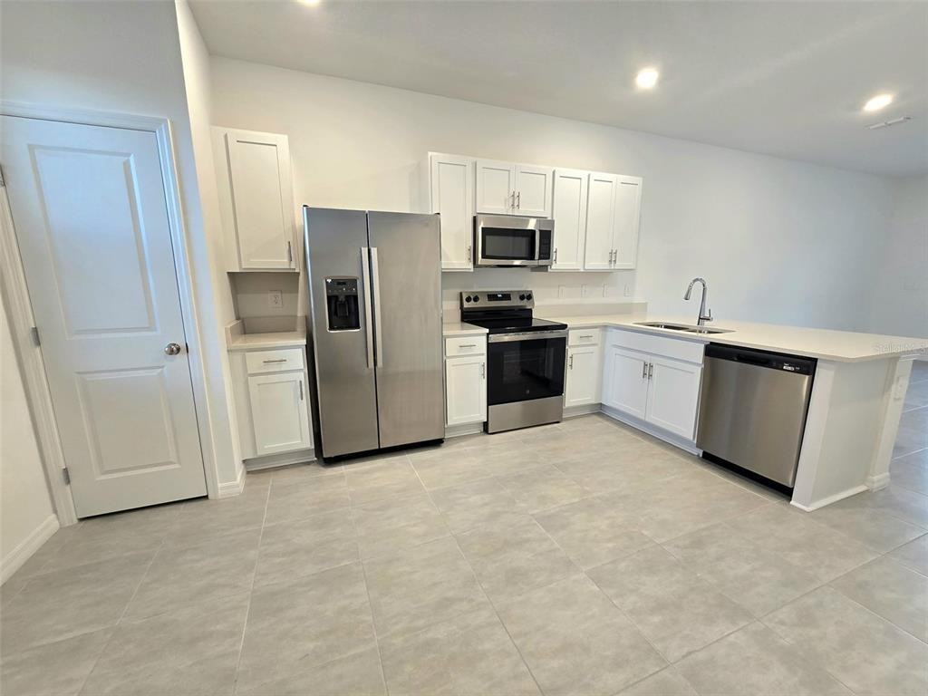 13215 Forge Avenue - Photo 6 of 19