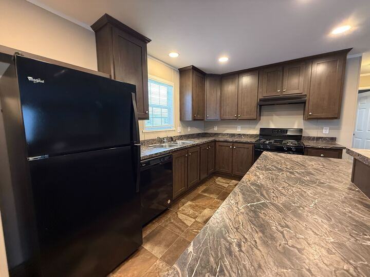 71517 Saint David Ct #372 - Photo 4 of 34