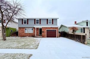 featured image of 79 E Toulon Dr