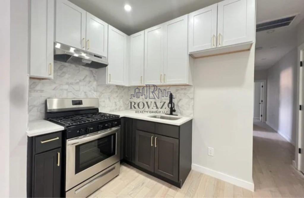 514 Orange Street #3L - Photo 2 of 8