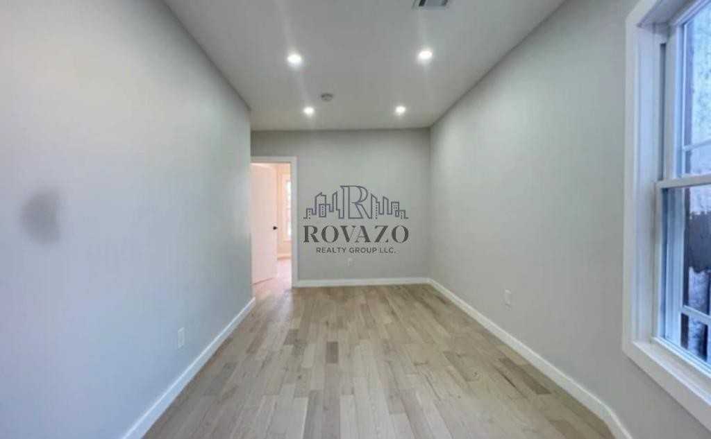 514 Orange Street #3L - Photo 5 of 8