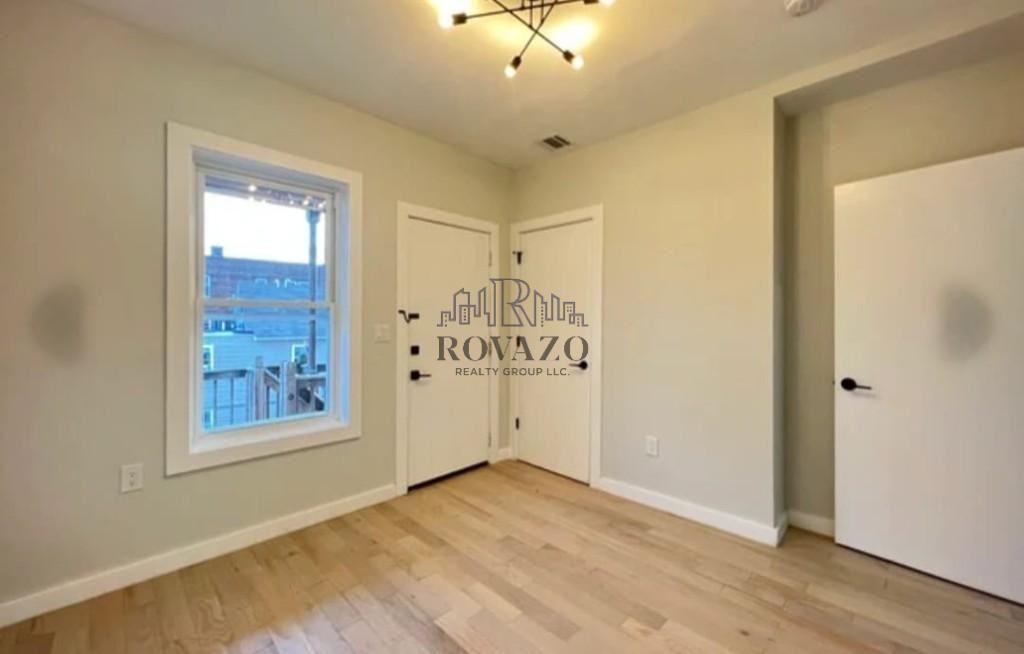 514 Orange Street #3L - Photo 6 of 8