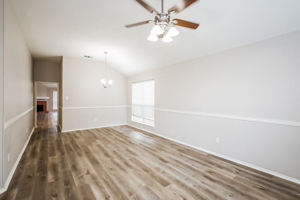 817 Mackenzie Dr - Photo 3 of 16