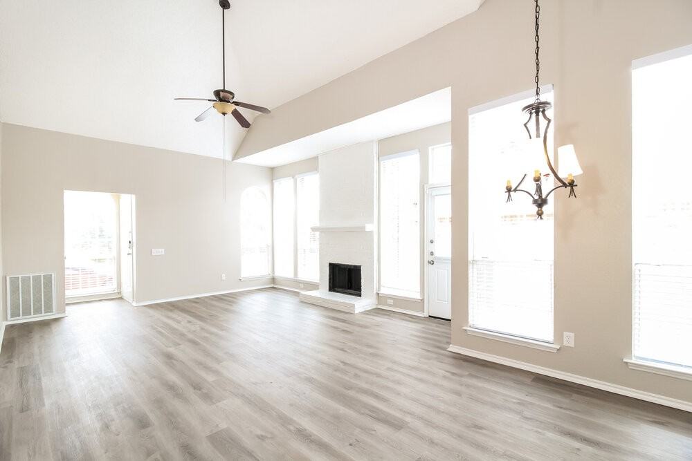 1332 Overlook Dr - Photo 7 of 17