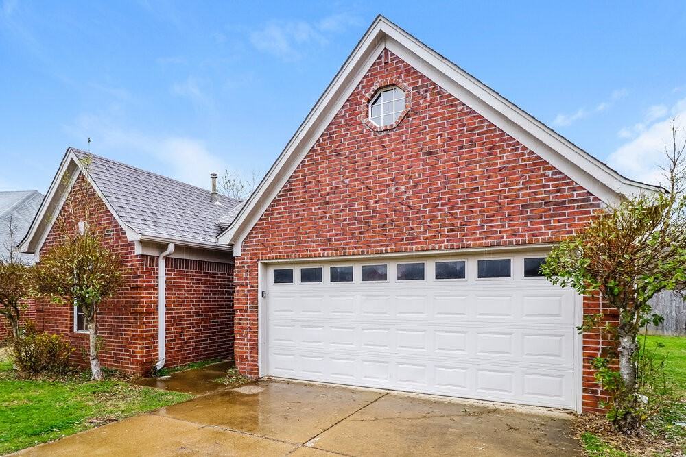 50 Steffani Dr - Photo 3 of 16