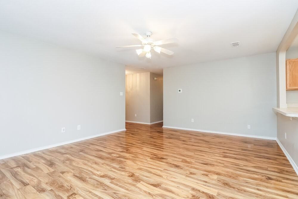 4145 Fossile Butte Dr - Photo 3 of 16