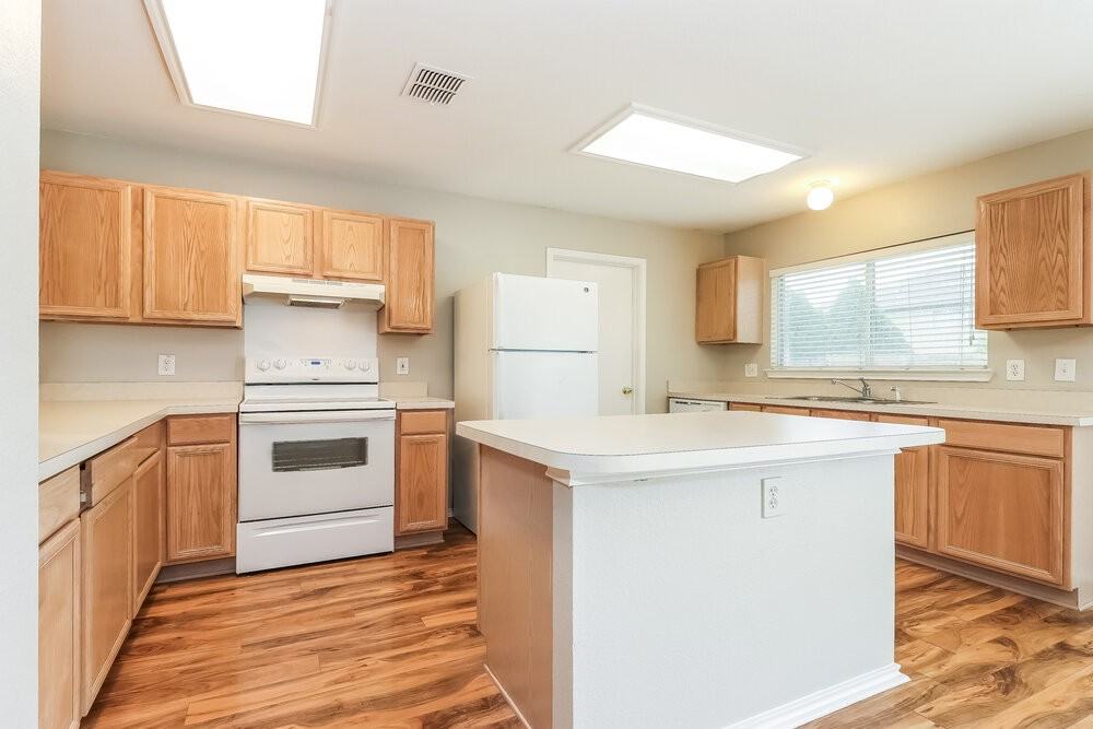 4145 Fossile Butte Dr - Photo 7 of 16