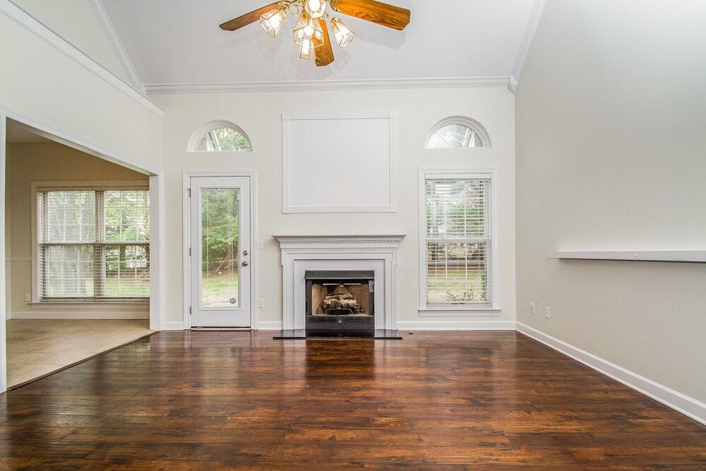 1801 Devon Dr - Photo 2 of 22