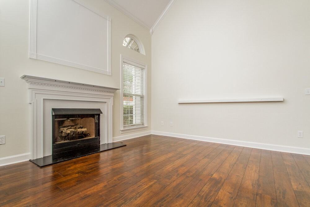 1801 Devon Dr - Photo 3 of 22