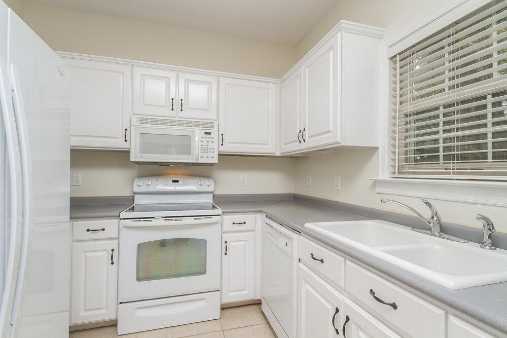 1801 Devon Dr - Photo 7 of 22