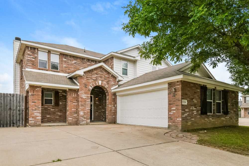 5328 Nueces Ln - Photo 4 of 17