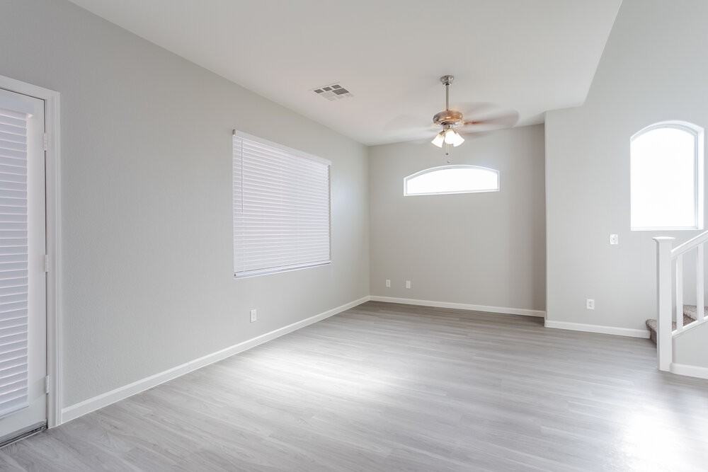 8920 Brentwood Grove Ct - Photo 5 of 17