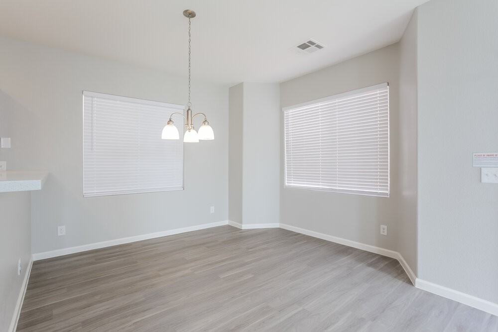 8920 Brentwood Grove Ct - Photo 7 of 17