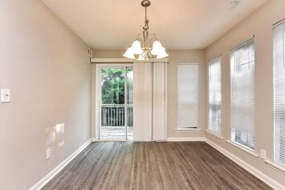 4723 Old Highgate Entry - Photo 6 of 17