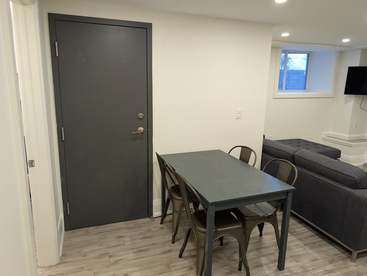 100 Springhurst Avenue - Photo 5 of 13