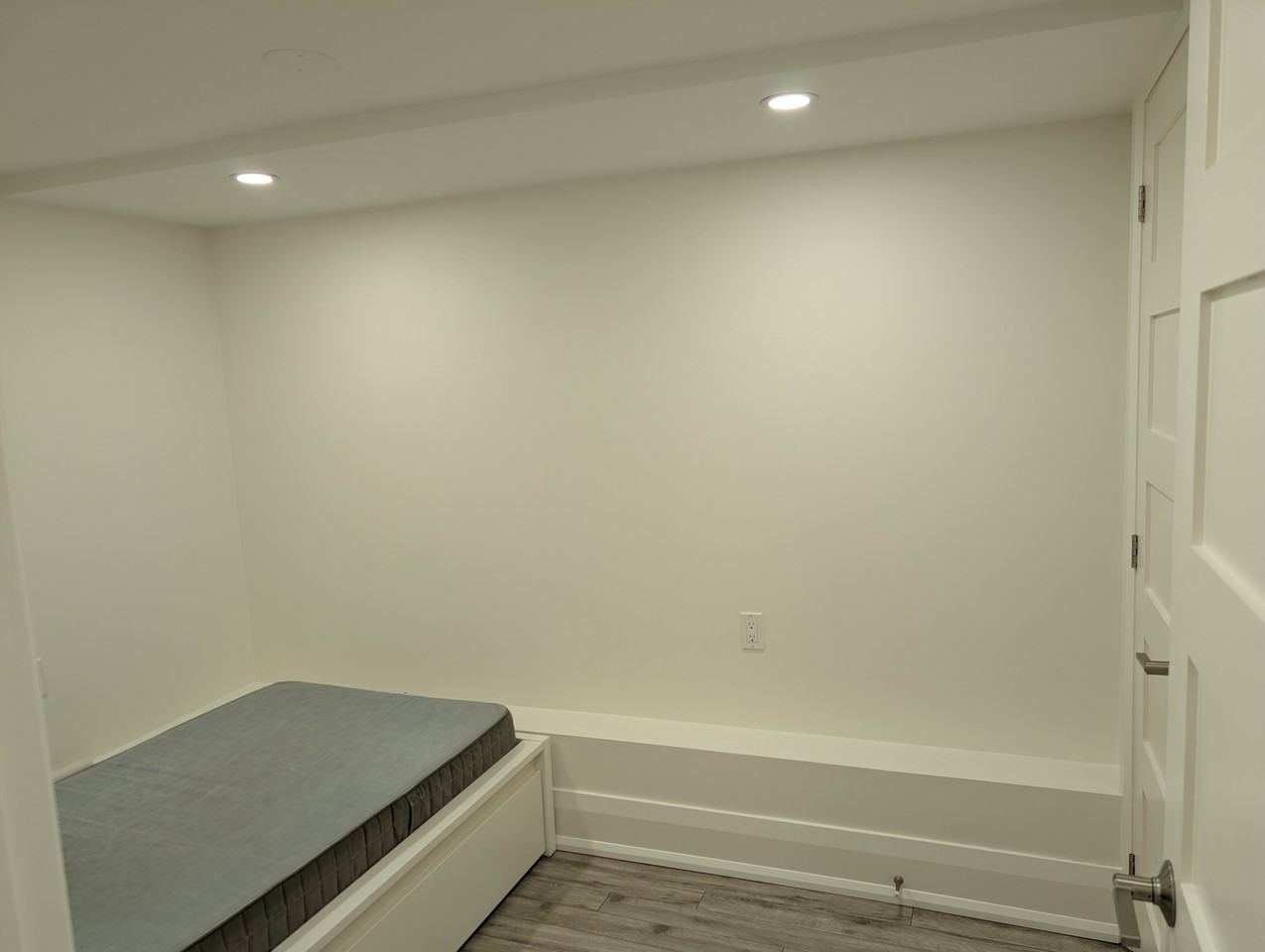 100 Springhurst Avenue - Photo 7 of 13