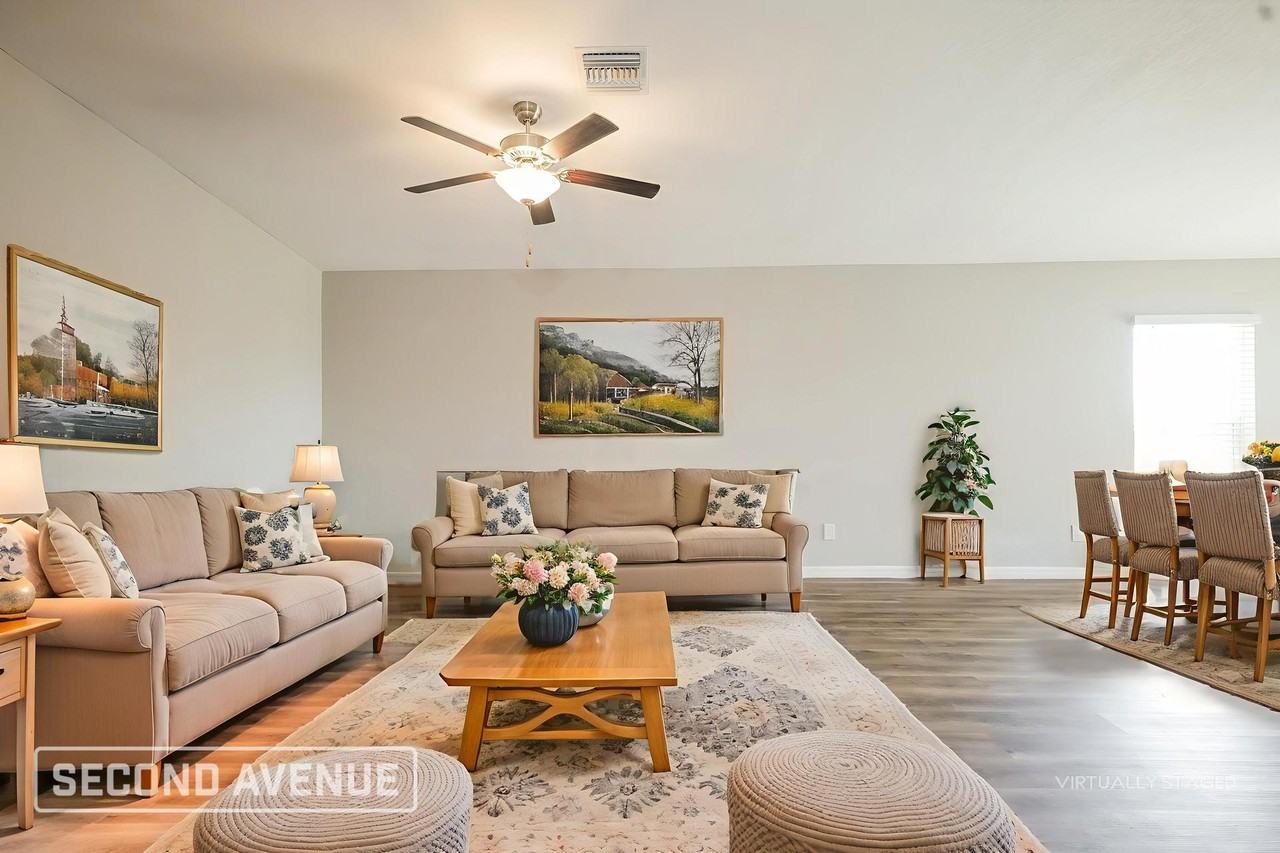 930 Ne 16th Ter - Photo 2 of 27