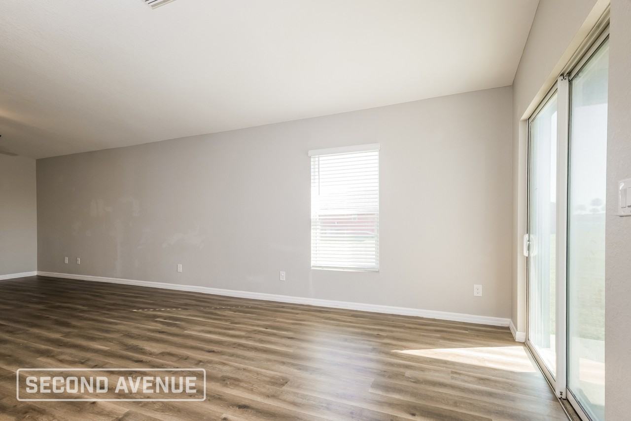 930 Ne 16th Ter - Photo 7 of 27