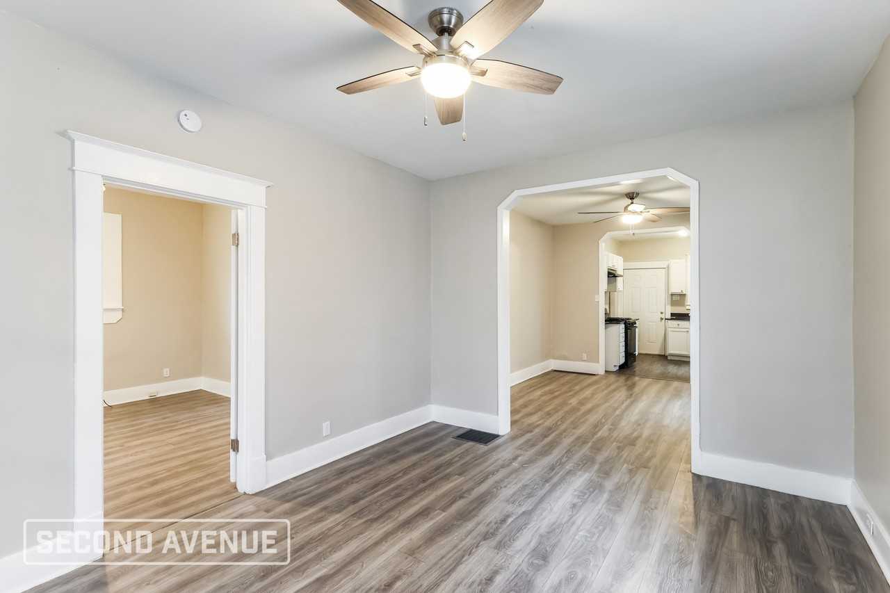 741 Dearborn Ave - Photo 4 of 28