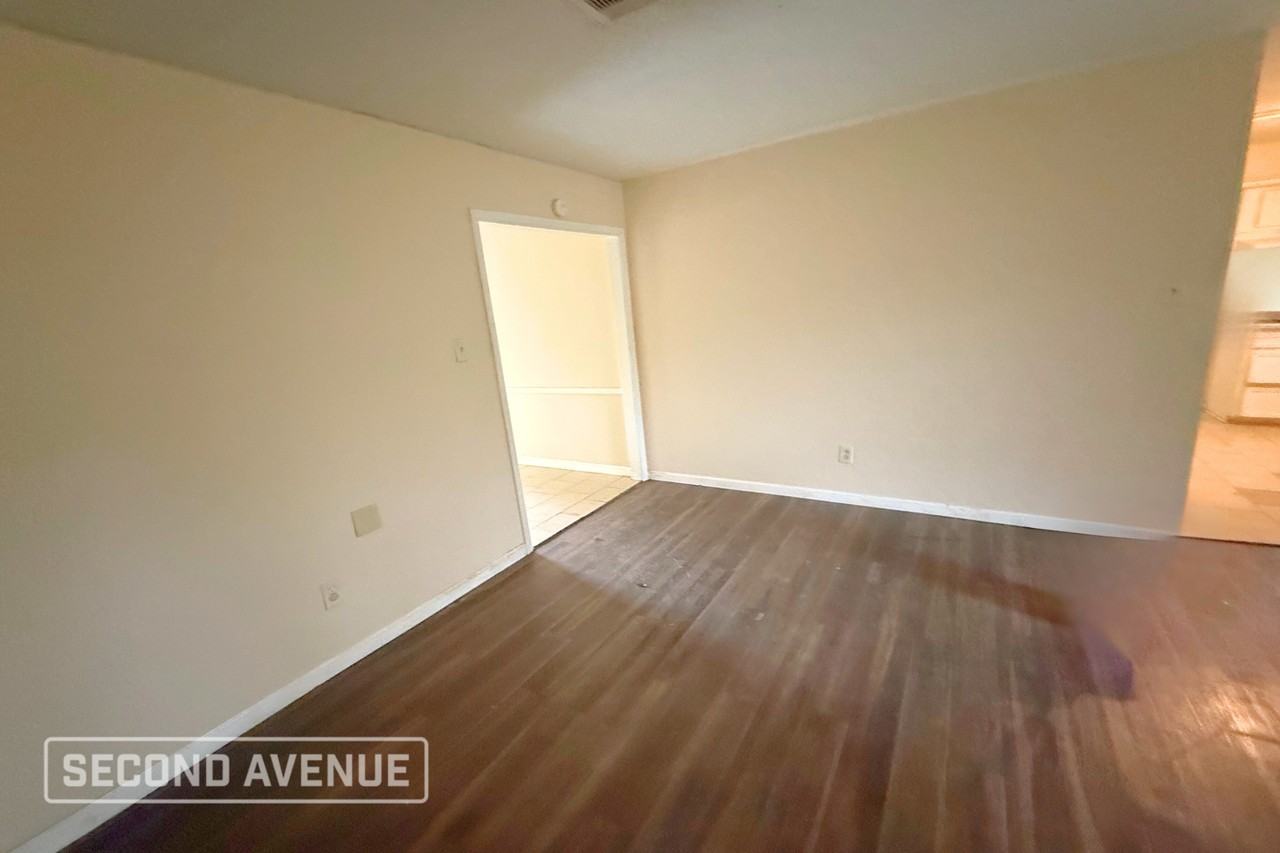 10631 Sagewillow Ln - Photo 3 of 12