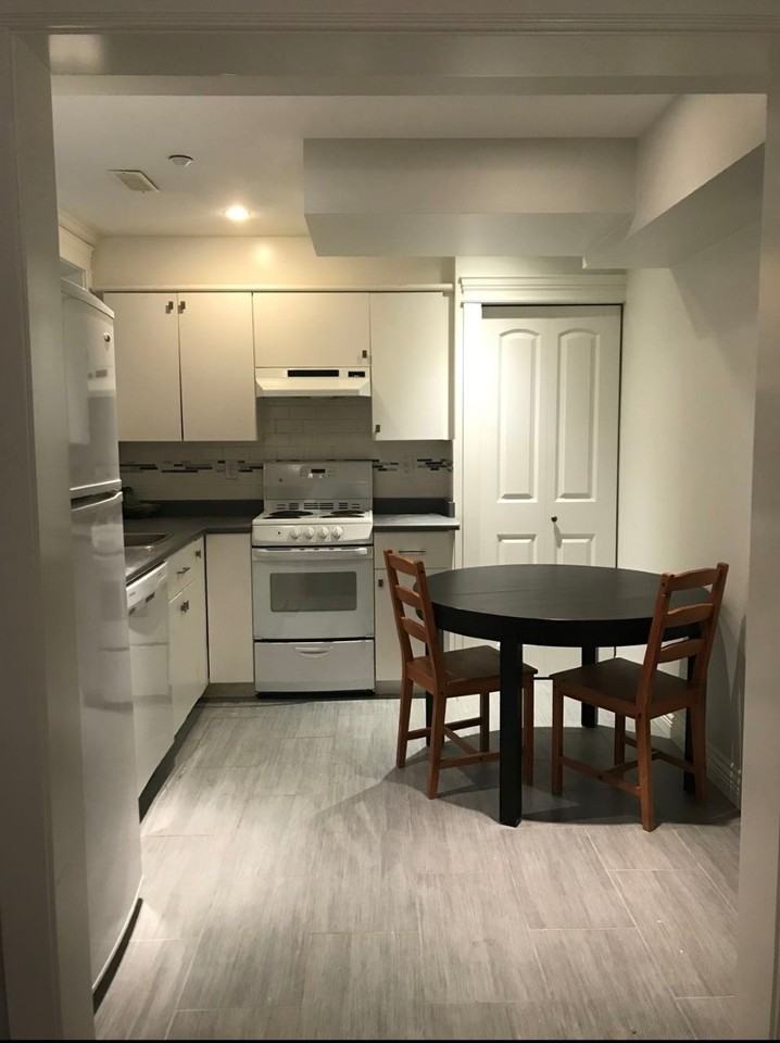 1777 Southwest Marine Drive - Photo 2 of 8