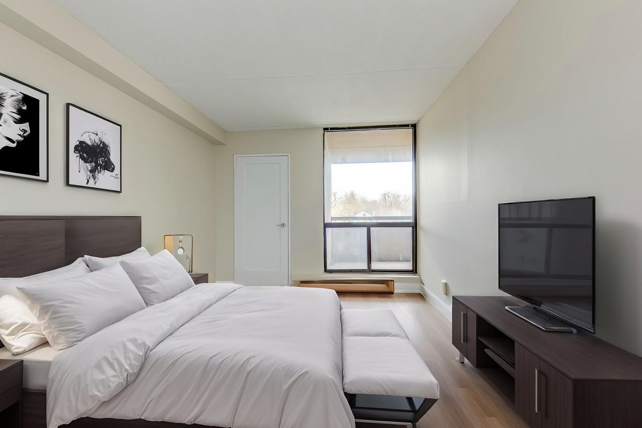 Phoenix Mill Apartments - Photo 6 of 11