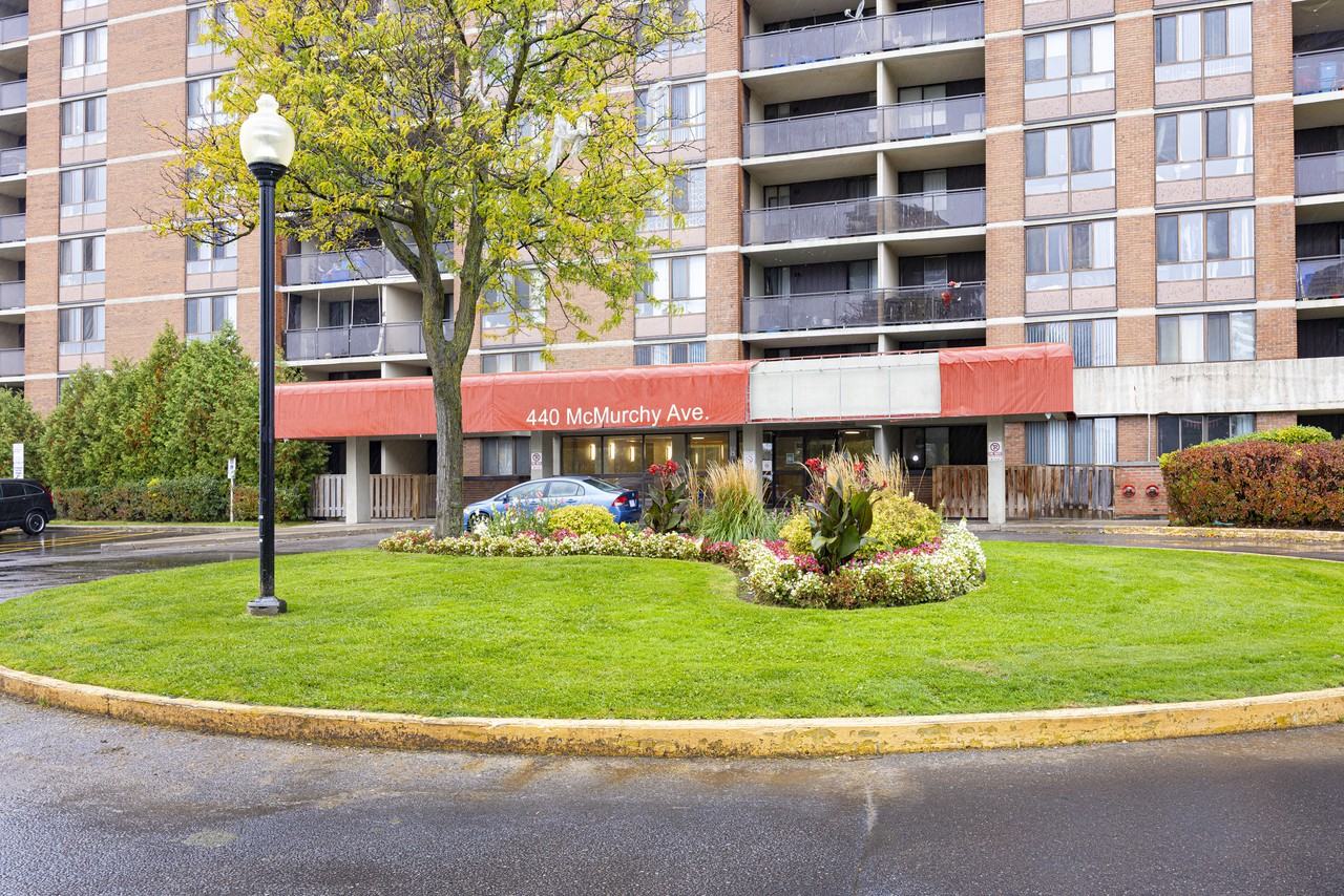 440 McMurchy Avenue South - Photo 4 of 16