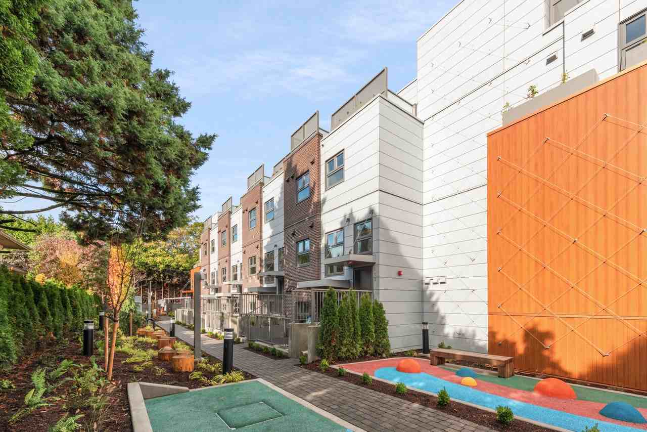 The Hawthorne - Photo 2 of 10