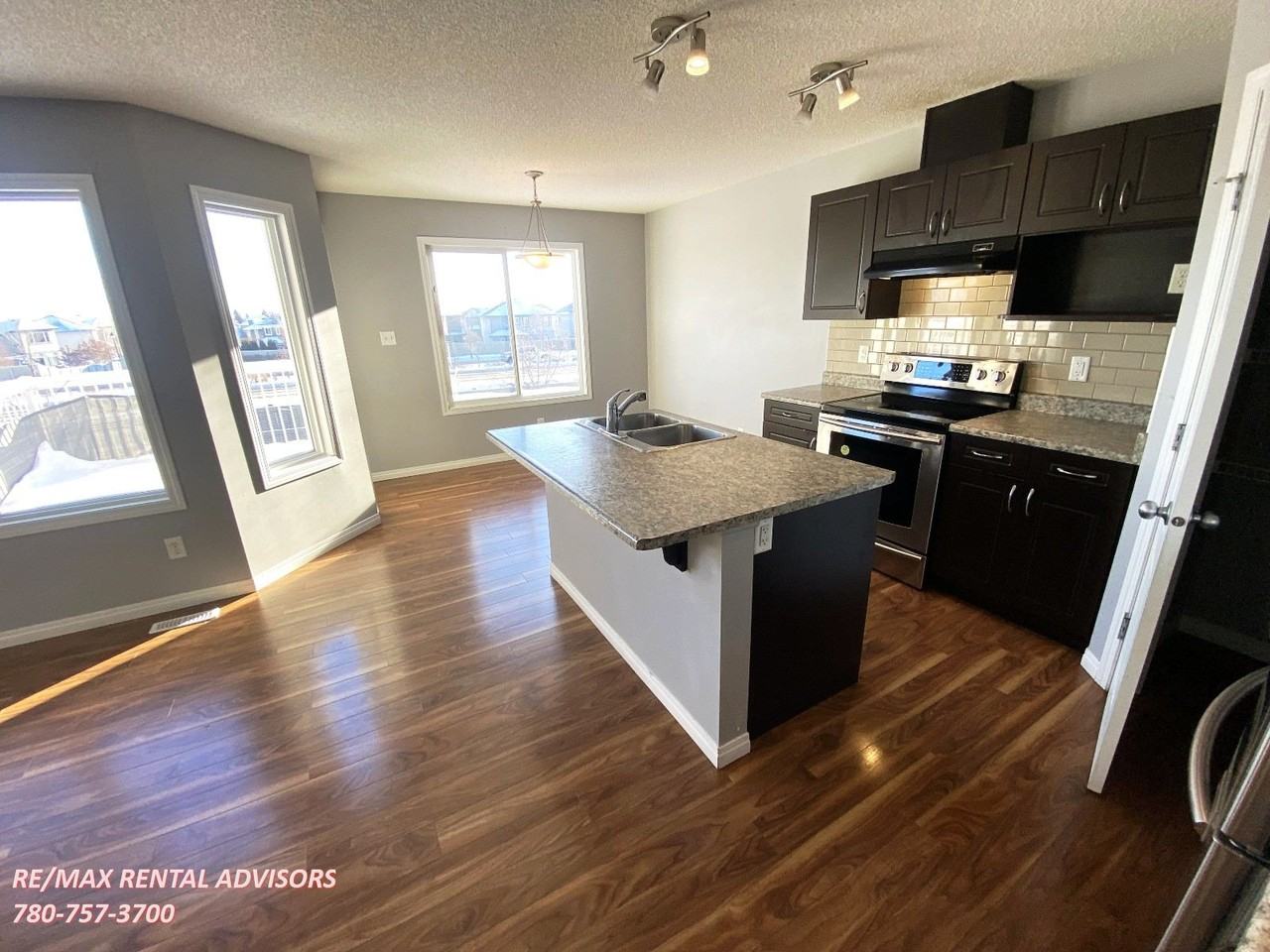 2009 118 St Sw - Photo 6 of 26