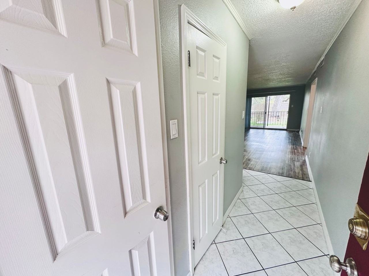 Fabulous landmark Downtown Austin property! Great downtown neighborhood! - Photo 3 of 50